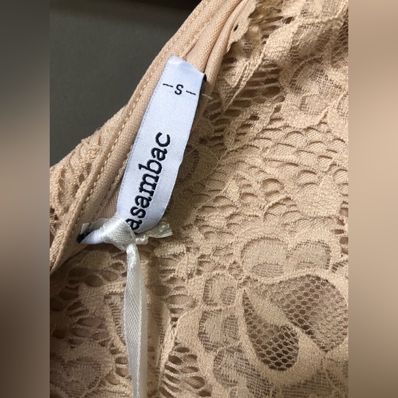 NWT Long-Sleeve A-Line Lace Dress Sz Small - Picture 4 of 4